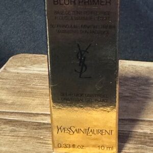 Yves Saint Laurent Touche Éclat Blur Primer in Gold and Clear | NEW